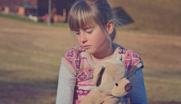 Les enfants ne disent pas qu’ils sont angoissés, ils disent: « j’ai mal au ventre »