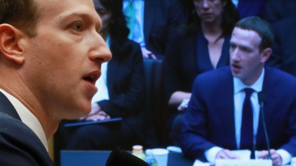 Une vidéo truquée de Mark Zuckerberg restera sur Instagram