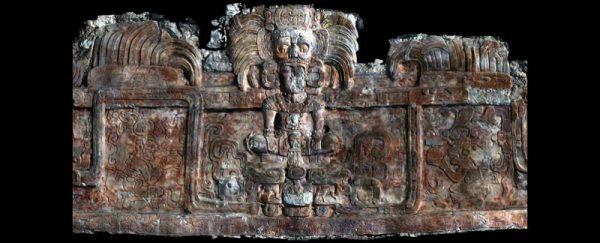 Des tombes anciennes découvertes sous deux pyramides mayas mettent en lumière de mystérieux «rois serpents»