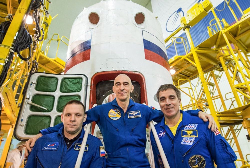 Trois astronautes en route vers la Station spatiale internationale