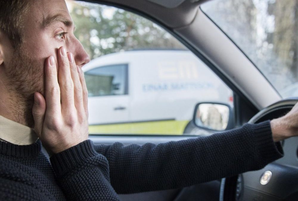 Départ en vacances : pour éviter la somnolence au volant, oubliez les chips et les gâteaux