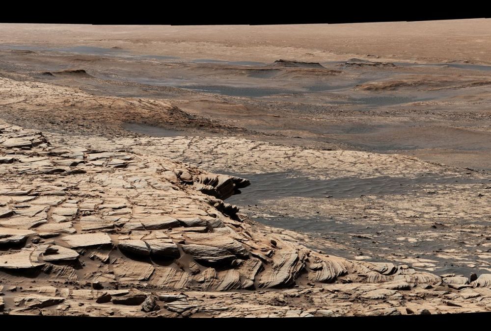 Sur Mars, le rover Curiosity se déplace dans une nouvelle zone, toujours en quête d&rsquo;eau