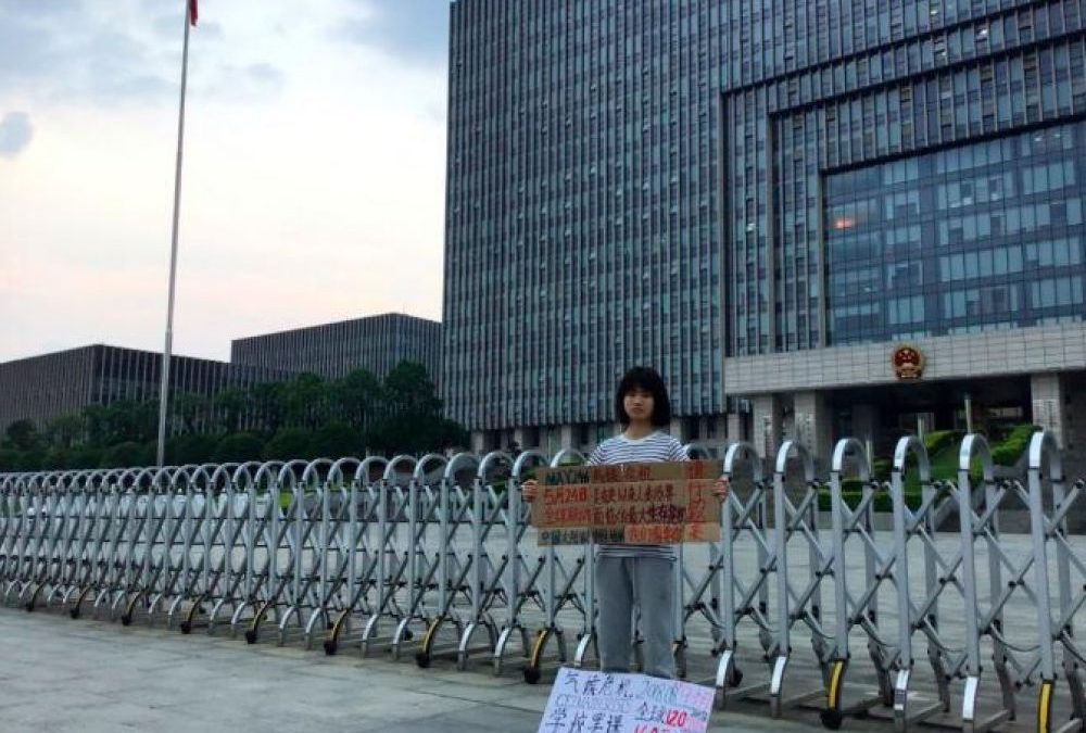 Revue de presse Asie : face à la censure, qu’il est dur d’être la version chinoise d’une Greta Thunberg !