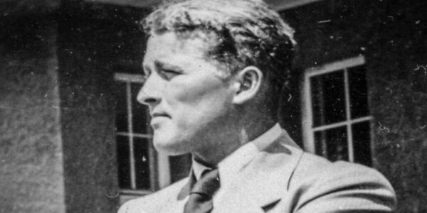 En 1932 Wernher von Braun publie deux articles sur les fusées
