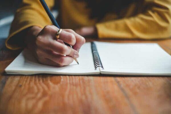L&rsquo;écriture peut nous aider à surmonter les traumatismes, selon la science