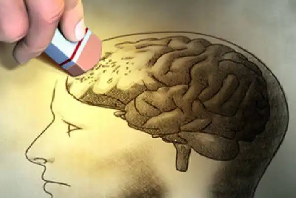 Dormir sur le côté réduit le risque d&rsquo;Alzheimer et de Parkinson