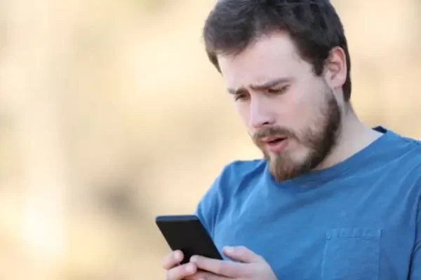 L&rsquo;usurpation d&rsquo;identité sur les réseaux sociaux, une vraie douleur psychologique